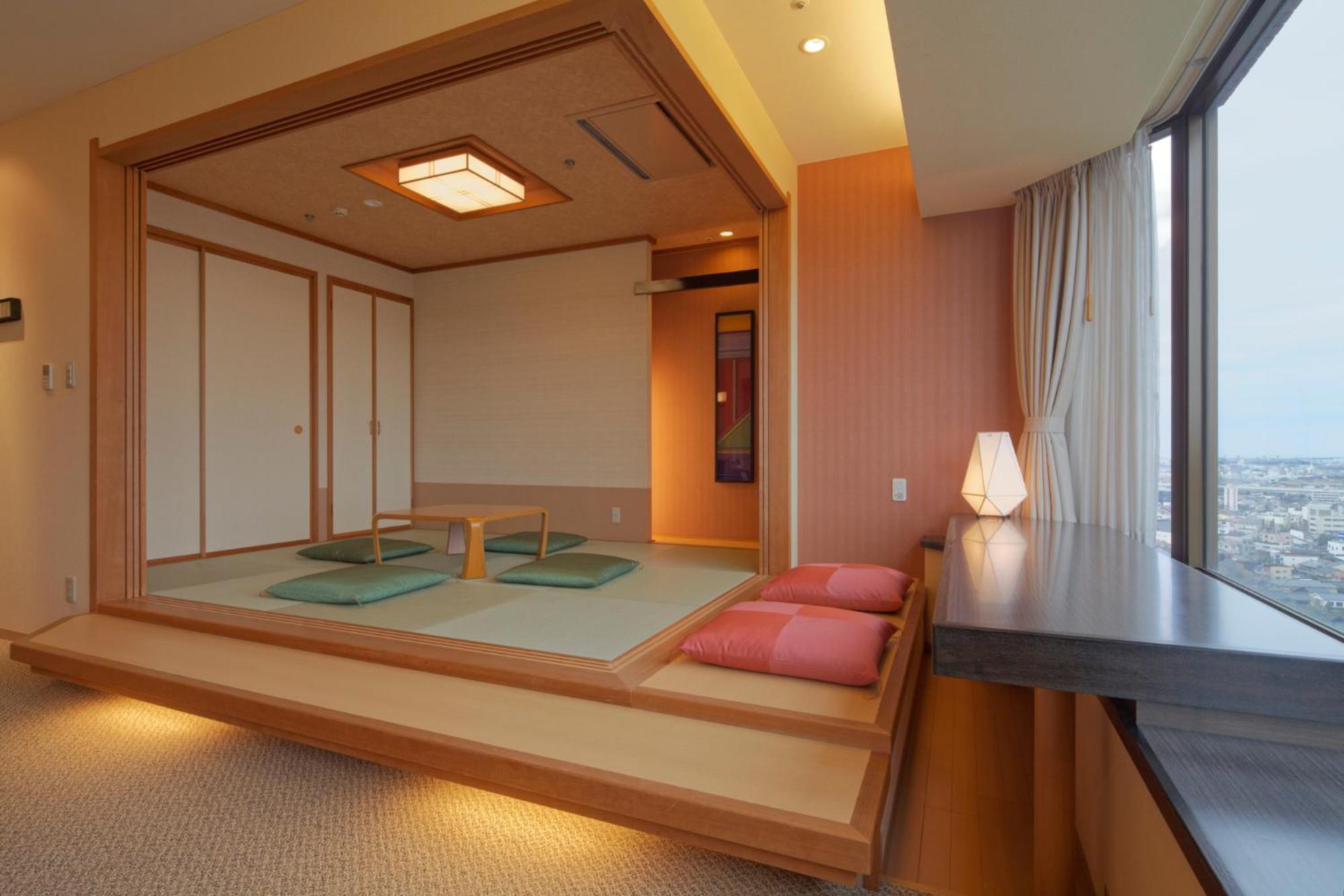 Kanazawa Tokyu Hotel Exterior photo A Japanese-style room at the hotel